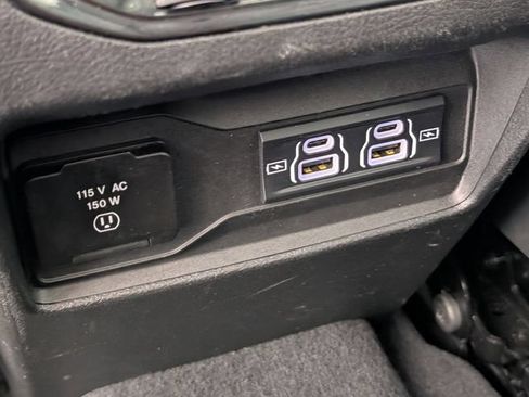 Used 2023 Jeep Grand Cherokee L Limited AWD/4WD image 27