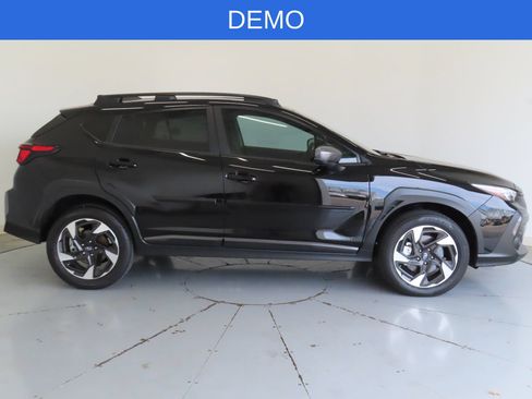 Used 2025 Subaru Crosstrek 2.5i Limited w/ Crosstrek Mirror Package AWD/4WD image 2