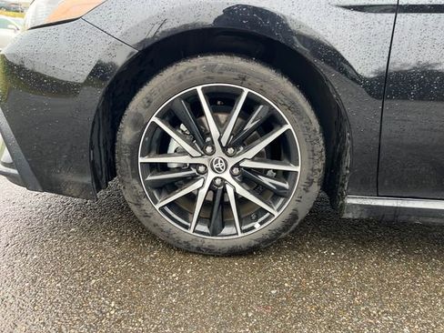 Used 2024 Toyota Camry SE w/ Audio Upgrade Package image 28