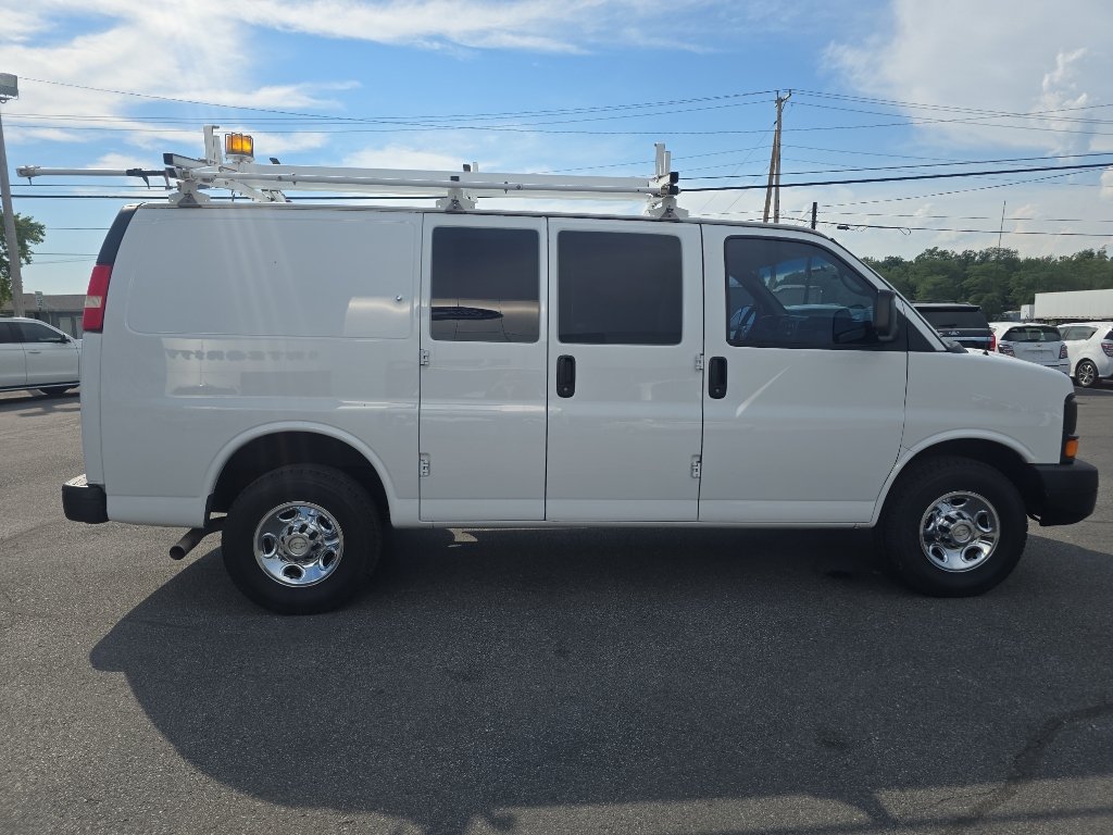 Used 2014 Chevrolet Express 2500 RWD image 5