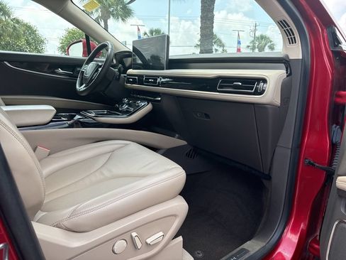 Used 2021 Lincoln Nautilus FWD w/ Equipment Group 101A image 22