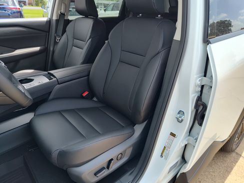 New 2026 Nissan Rogue Dark Armor FWD image 7