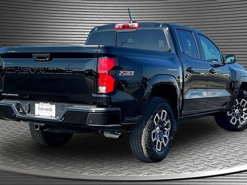 Used 2026 Chevrolet Colorado Z71 AWD/4WD image 6