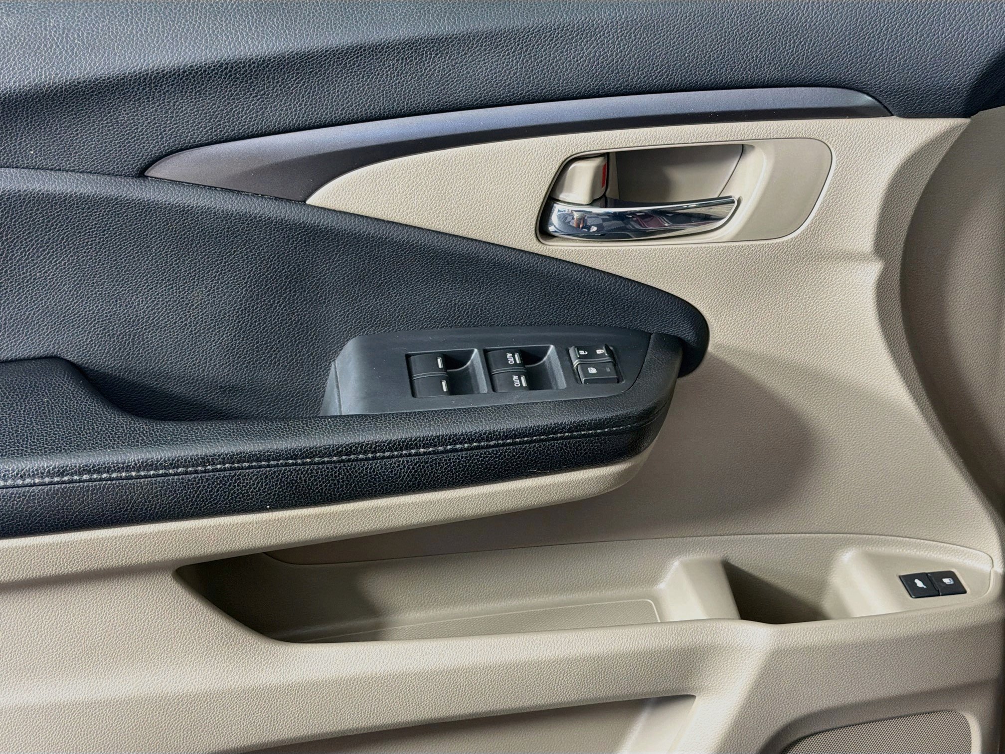 Used 2016 Honda Pilot EX-L image 15
