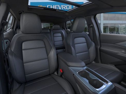 New 2026 Chevrolet Equinox EV LT image 30