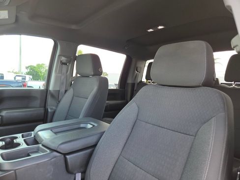 Used 2023 Chevrolet Silverado 2500 Custom w/ Custom Convenience Package AWD/4WD image 25