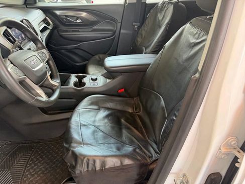 Used 2022 GMC Terrain SLE w/ Driver Convenience Package FWD image 11