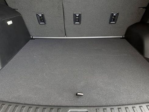New 2026 Chevrolet Equinox RS w/ Convenience Package III AWD/4WD image 17