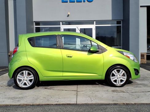 Used 2015 Chevrolet Spark LS image 2