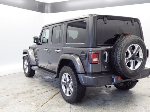 Certified 2019 Jeep Wrangler Unlimited Sahara AWD/4WD image 3