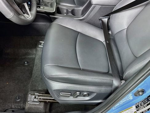 Certified 2026 Toyota Corolla Cross XLE AWD/4WD image 18