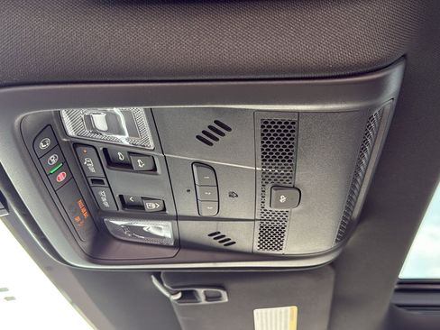 New 2026 Cadillac XT5 Sportv w/ LPO, Floor Liner Package image 29