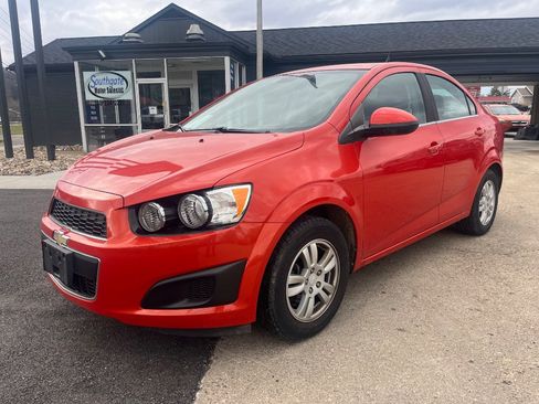Used 2013 Chevrolet Sonic LT image 1