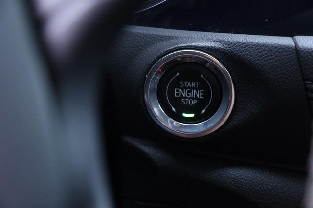 Used 2022 Buick Encore GX Select w/ Sport Touring Package FWD image 15