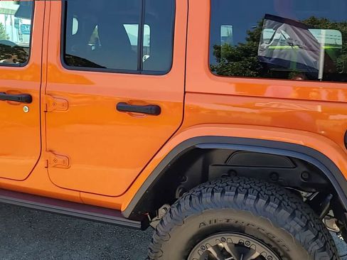 New 2025 Jeep Wrangler Unlimited Rubicon 392 image 9