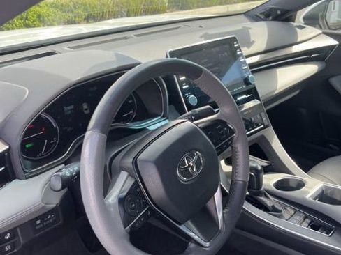 Used 2020 Toyota Avalon Limited w/ Advanced Safety Package image 13