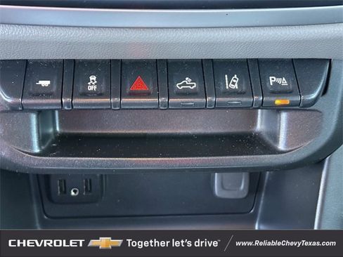 Used 2020 Chevrolet Colorado LT w/ Colorado RST Special Edition image 19