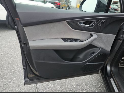 Used 2025 Audi SQ7 Premium Plus AWD/4WD image 7