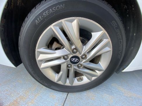 Used 2020 Hyundai Elantra SEL w/ Cargo Package (C1) FWD image 27