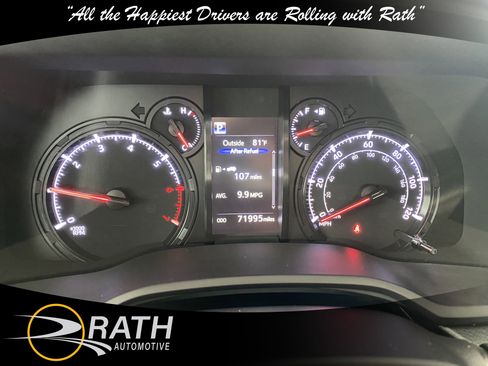 Used 2022 Toyota 4Runner SR5 AWD/4WD image 13