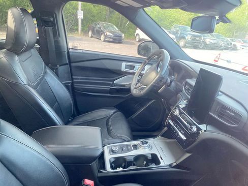Used 2023 Ford Explorer ST w/ Equipment Group 401A AWD/4WD image 4