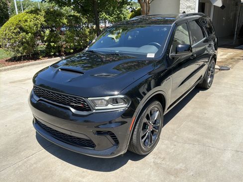 Used 2023 Dodge Durango R/T w/ Blacktop Package AWD/4WD image 5