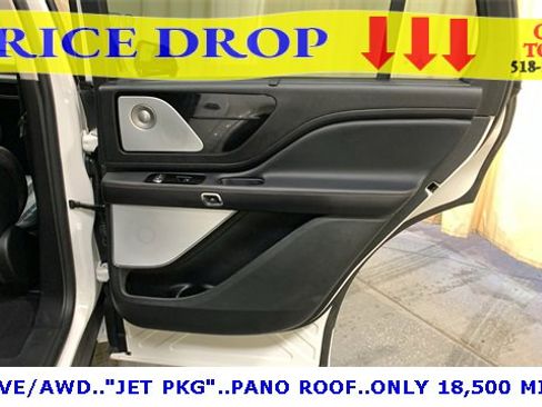 Used 2023 Lincoln Aviator Reserve w/ Equipment Group 201A image 15