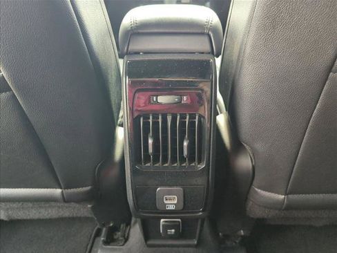 Used 2025 Jeep Compass Limited AWD/4WD image 16