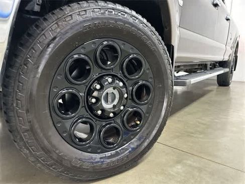 Used 2018 Ford F350 Lariat image 29