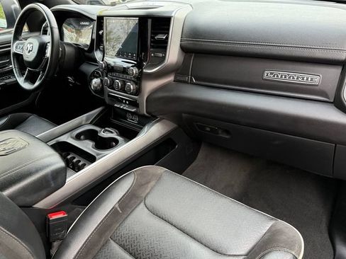 Used 2024 RAM 1500 Laramie AWD/4WD image 20