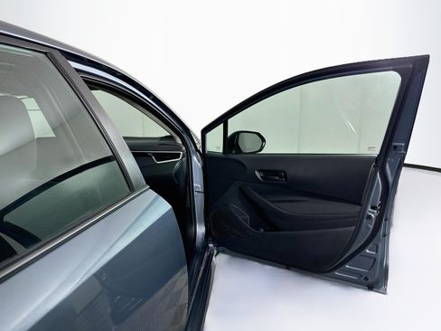 Used 2026 Toyota Corolla LE FWD image 31