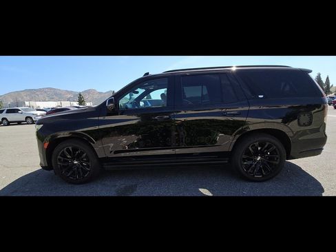 Used 2022 Cadillac Escalade Sport w/ Touring Package RWD image 10
