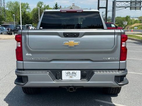 Certified 2023 Chevrolet Silverado 1500 Custom AWD/4WD image 12