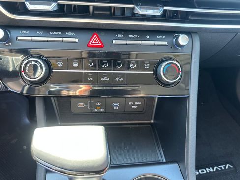 New 2026 Hyundai Sonata SE FWD image 16