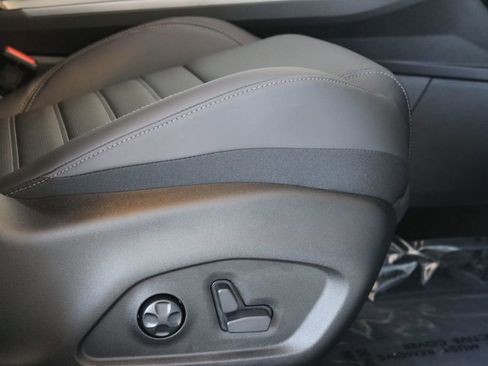 New 2025 Alfa Romeo Tonale w/ Premium Package image 34