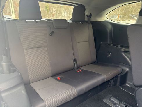 Used 2025 Toyota Grand Highlander XLE image 30
