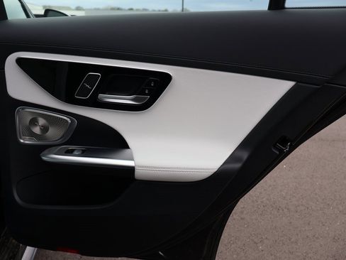 Used 2025 Mercedes-Benz C 300 4MATIC Sedan image 16