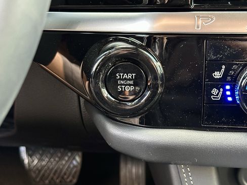 New 2026 Nissan Pathfinder Platinum image 33