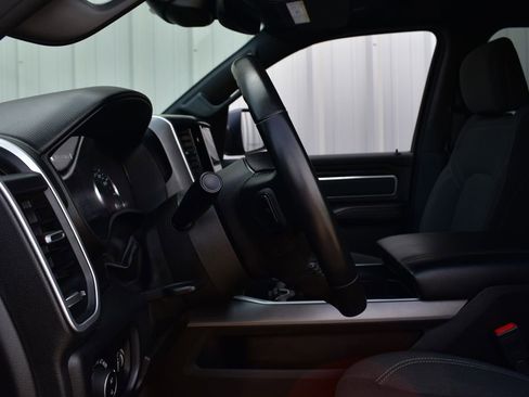 Used 2022 RAM 1500 Big Horn AWD/4WD image 44