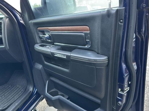 Used 2016 RAM 1500 Laramie w/ Convenience Group image 12
