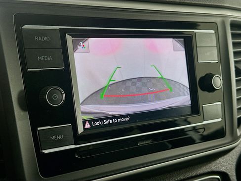 Used 2023 Volkswagen Atlas Cross Sport SE image 22