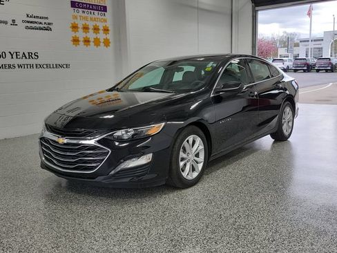 Used 2024 Chevrolet Malibu LT FWD image 4