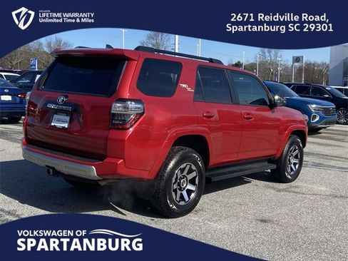 Used 2024 Toyota 4Runner TRD Off-Road Premium image 3