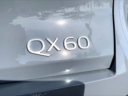 Used 2026 INFINITI QX60 Luxe w/ Cargo Package image 8