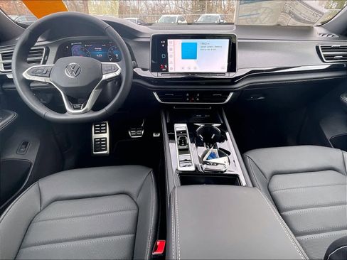 New 2026 Volkswagen Atlas Cross Sport SEL R-Line image 12