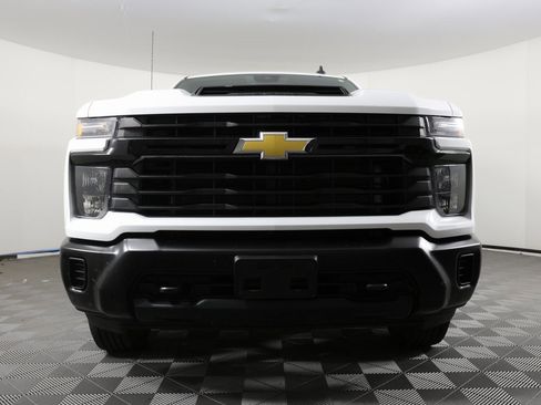Certified 2024 Chevrolet Silverado 2500 W/T w/ WT Convenience Package image 2