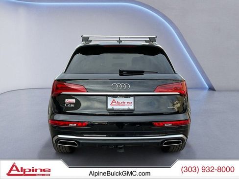 Used 2023 Audi Q5 2.0T Premium w/ Convenience Package image 4