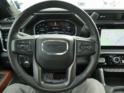 Certified 2024 GMC Sierra 2500 Denali Ultimate image 37