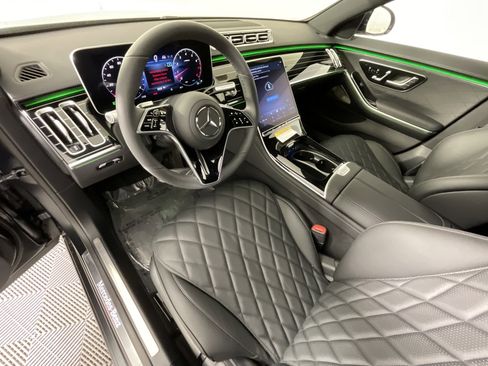Used 2024 Mercedes-Benz S 580 4MATIC Sedan image 4