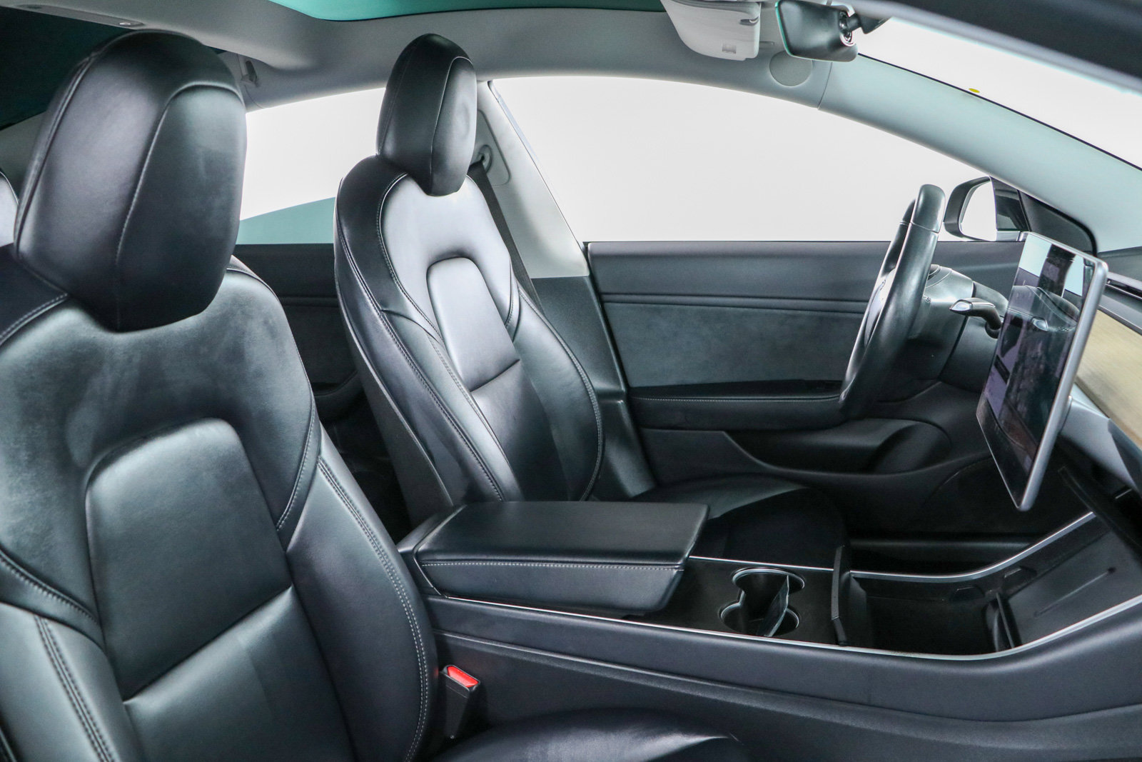 Used 2018 Tesla Model 3 Long Range RWD image 24